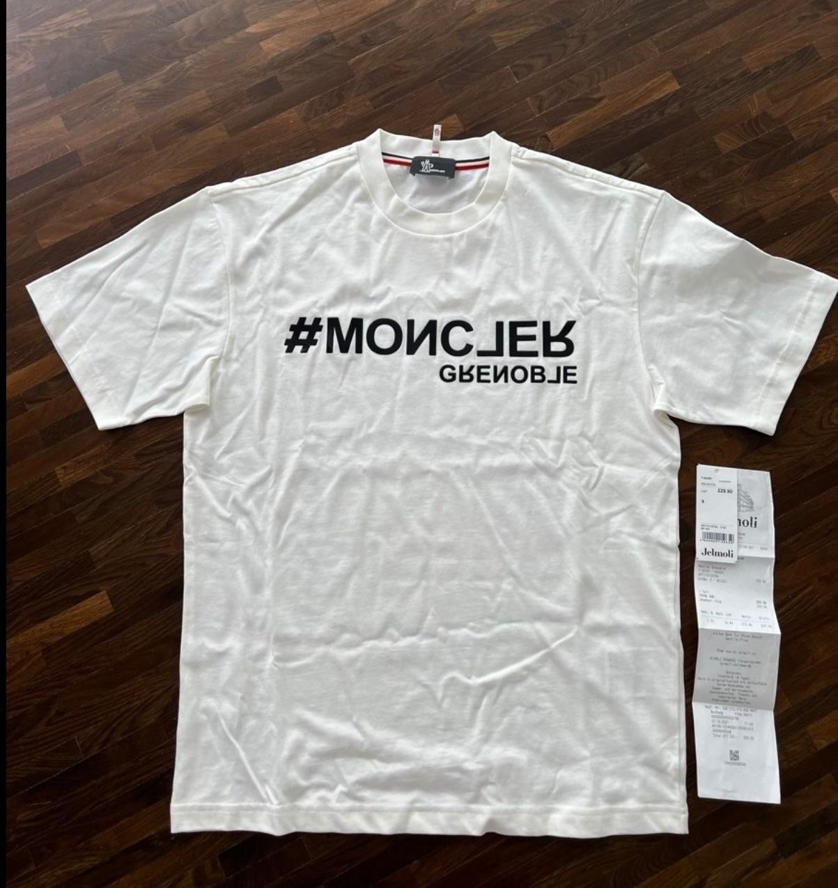 Moncler T-shirt: Moncler TShirt ORIGINAL – Nuovo e nell'imballaggio originale da Winterthur venduto da su_4assd 1