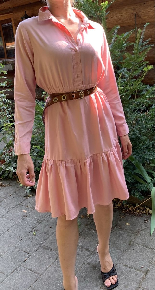 Robes: Abito Camicia rosa 100% Lyocell Taglia 40 blu motion – Neuf avec emballage d'origine à Gordevio par LanaZimm