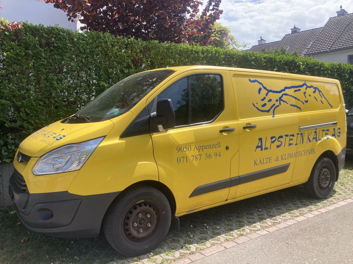 Ford Nutzfahrzeuge: Ford Transit Custom – Gebraucht aus Uster von Furisa