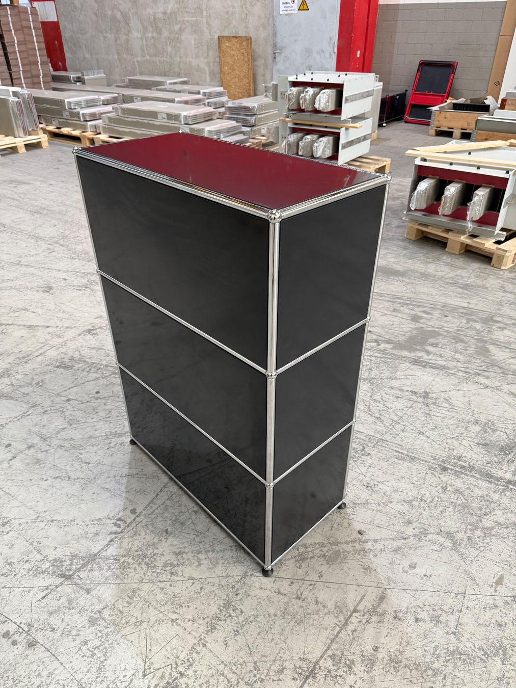 USM Regale: USM Haller Sideboard 1x3 Graphitschwarz 1x3 Q2 – Gebraucht aus Balsthal von Designhaus.Schmitt 4