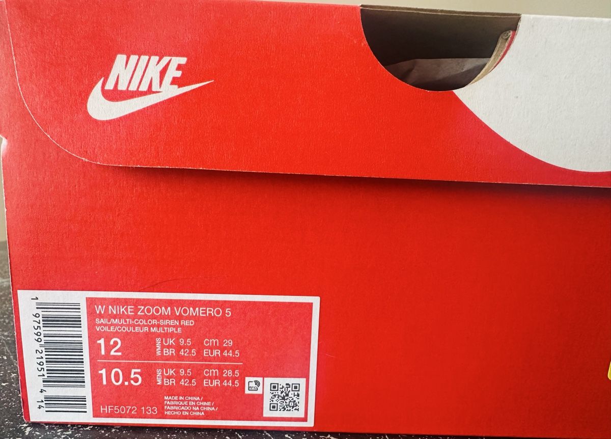 Nike Scarpe da uomo: Nike Zoom Vomero 5 – Nuovo e nell'imballaggio originale da Biel/Bienne venduto da Akwawini 2