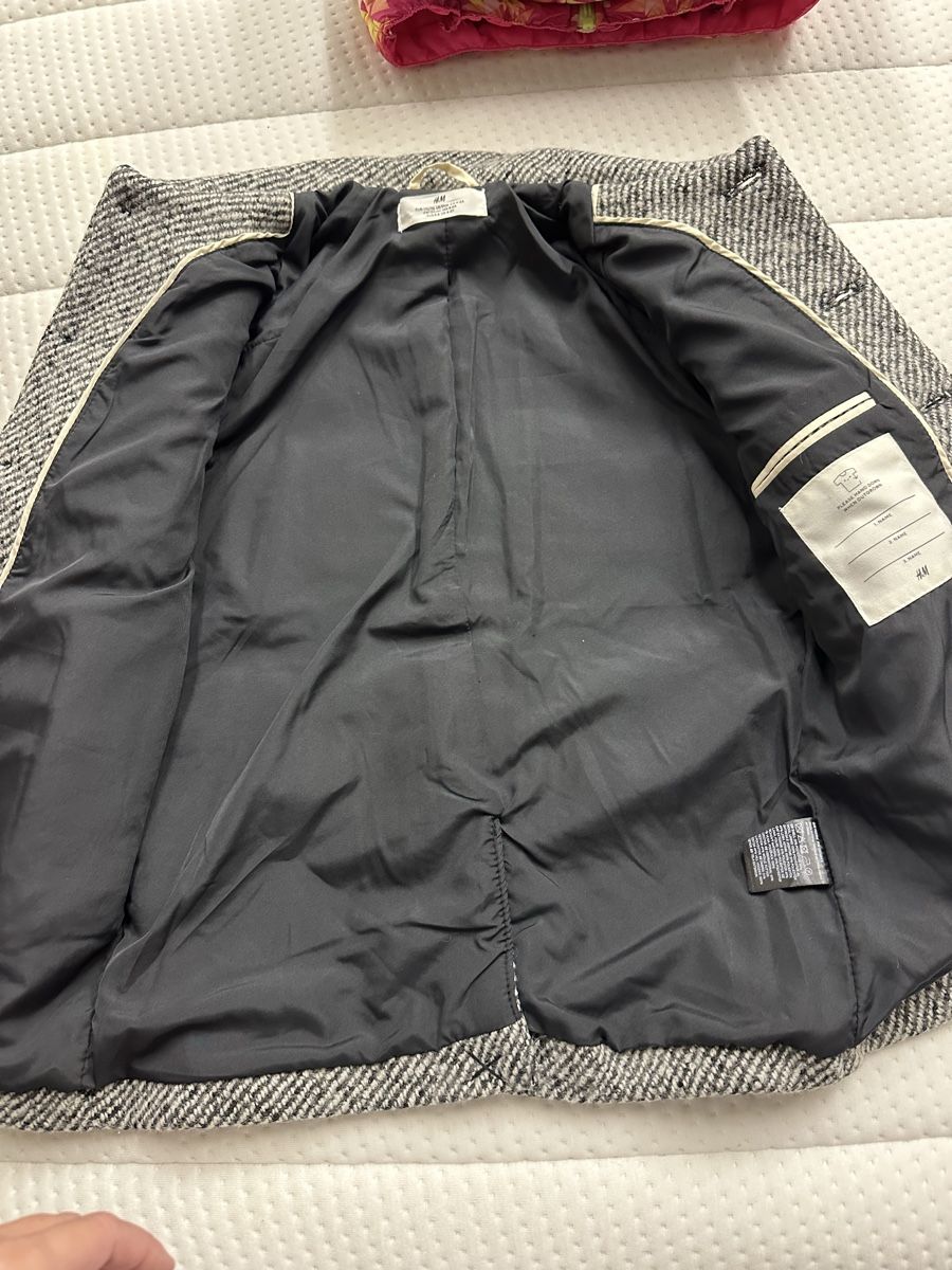 H&M Giacche & Cappotti: Mädchen H&M Winterjacke 110-116 – Usato da Sevelen venduto da Stopglobal. 4