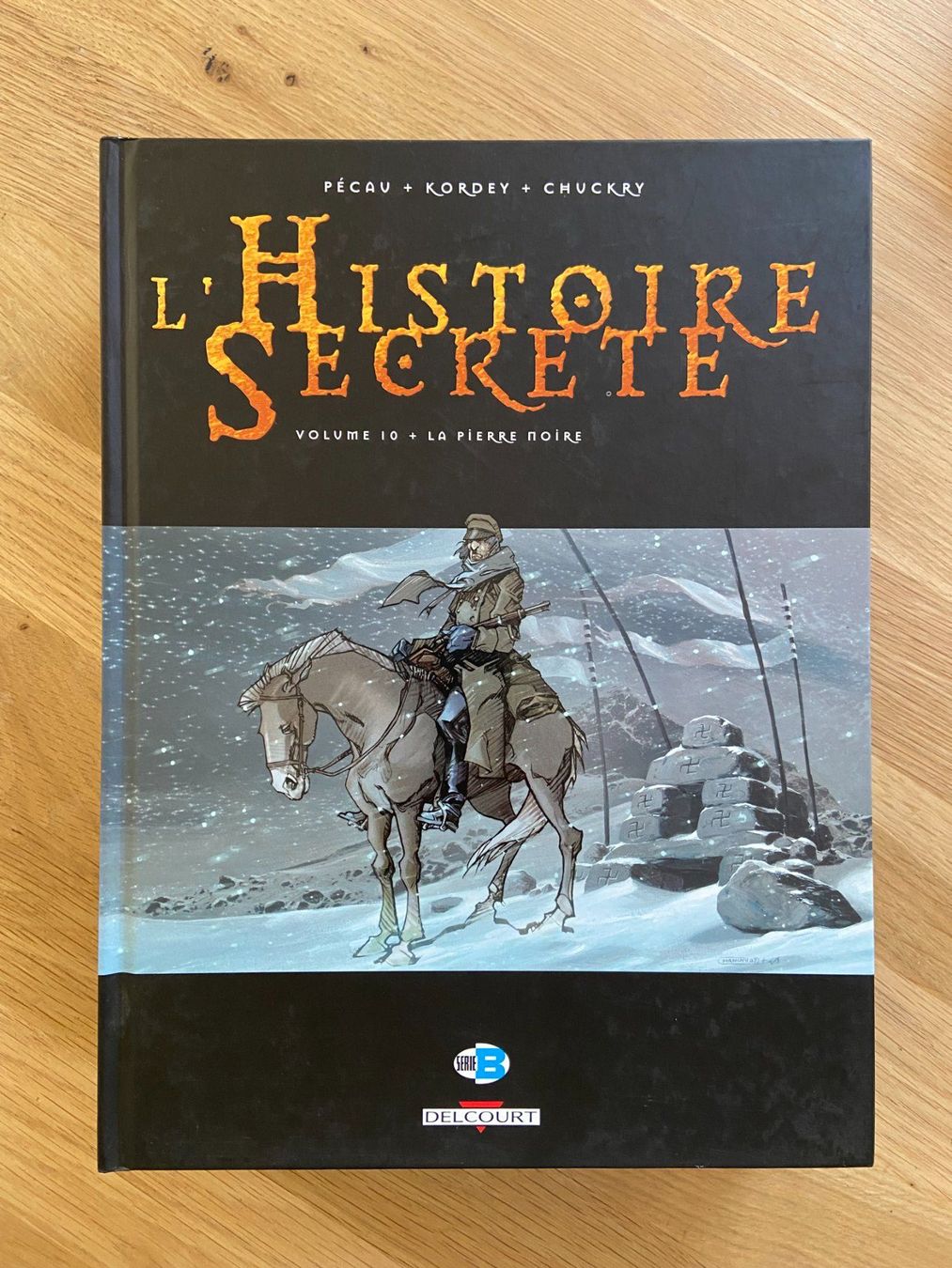 Fumetti: L'HISTOIRE SECRETE / TOME 10 / PREMIERE EDITION – Usato da Corcelles-près-Payerne venduto da 1562Comics