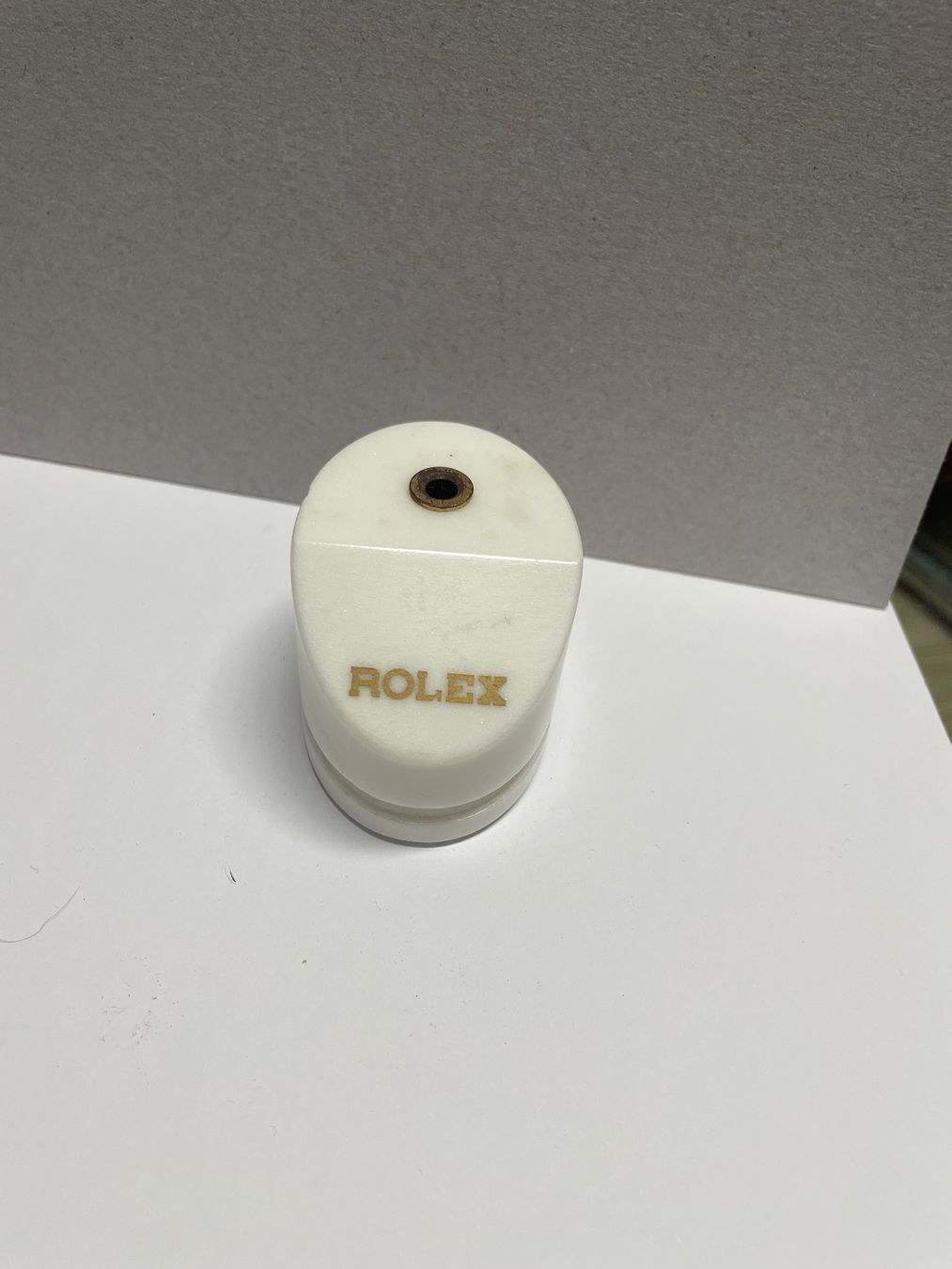 Altri accessori per orologi: Stand display Rolex des années 70 en marbre – Usato da Veyrier venduto da bub_b77p