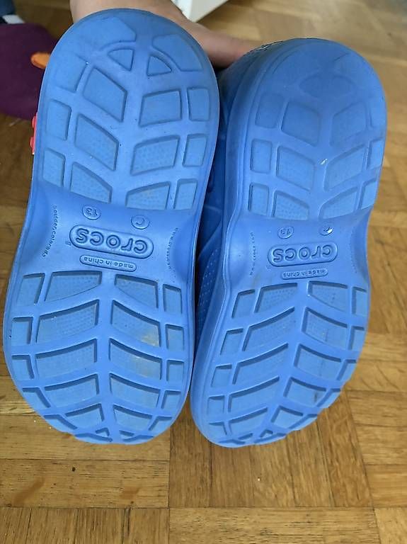 Schuhe für Jungen: Regenstiefel Crocs Lego – Gebraucht aus Bern von Aniba23 3
