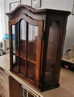 Antiker Hängeschrank, Vitrine, dunkles Holz, Vintage
