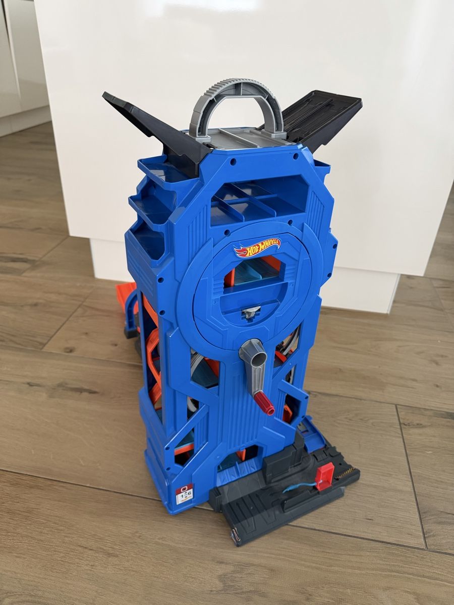 Hot Wheels Spielzeuge: Hot Wheels HWS City Power Garage – Gebraucht aus Uznach von Player6 3