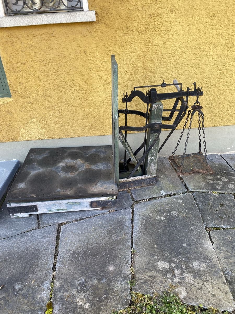 Bilance e pesi: Alte Waage – Usato da Hinwil venduto da Familie_99 1