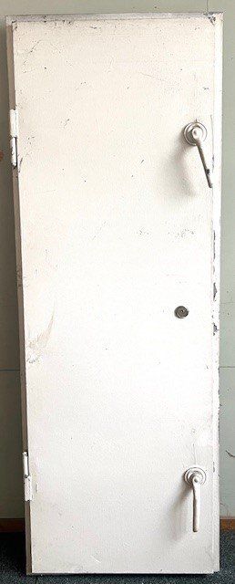 Porte: Gebrauchte Metall/ Eisentüre – Usato da Riedtwil venduto da wiederverwendung