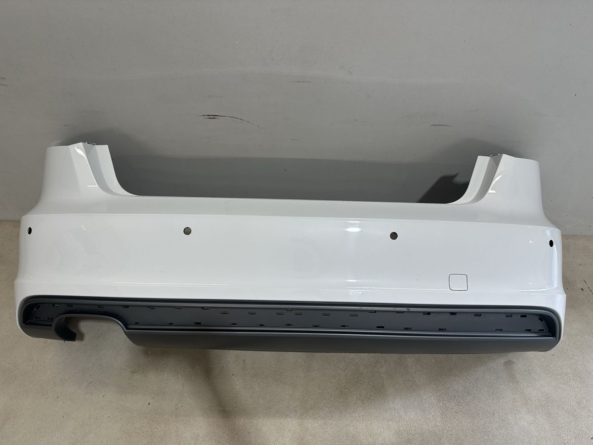 Audi Tutti pezzi di ricambio auto: Audi A3 S-line Stossstange Hinten – Usato da Altstätten SG venduto da fej_527z 3