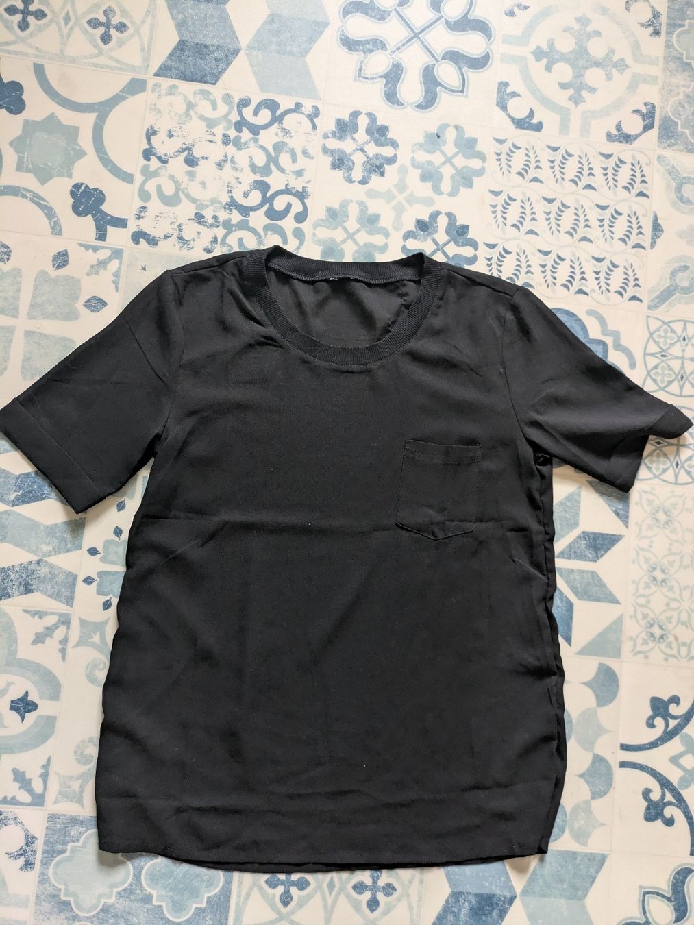 Lotti di vestiti: 7 T-Shirts – Usato da Schwyz venduto da Magdalena86 3