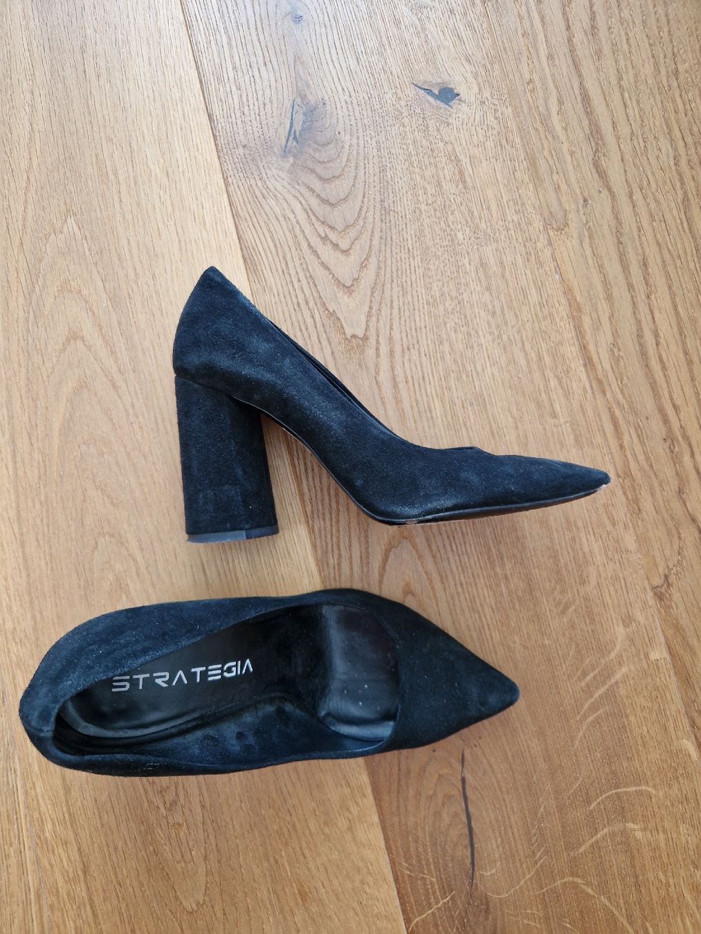 Scarpe da donna: Pumps Wildleder Strategia – Usato da Eschenbach SG venduto da SanFranciscoCalifornia 4