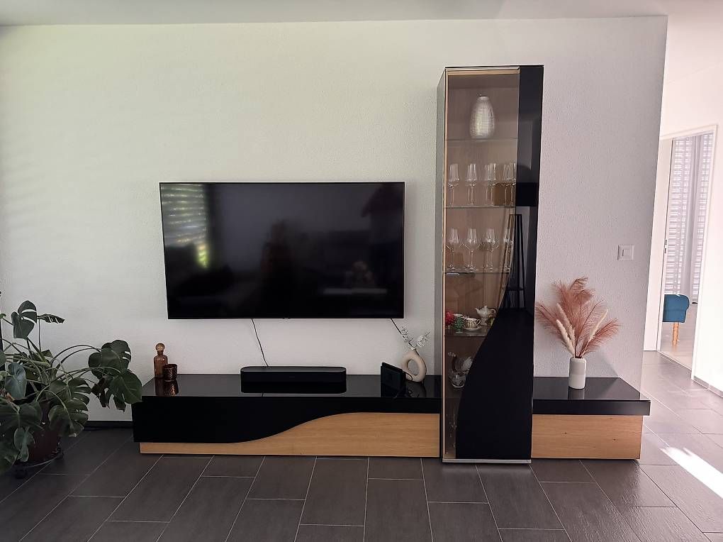 TV Möbel: Wohnzimmer Möbel – Gebraucht aus Oftringen von Trainer90