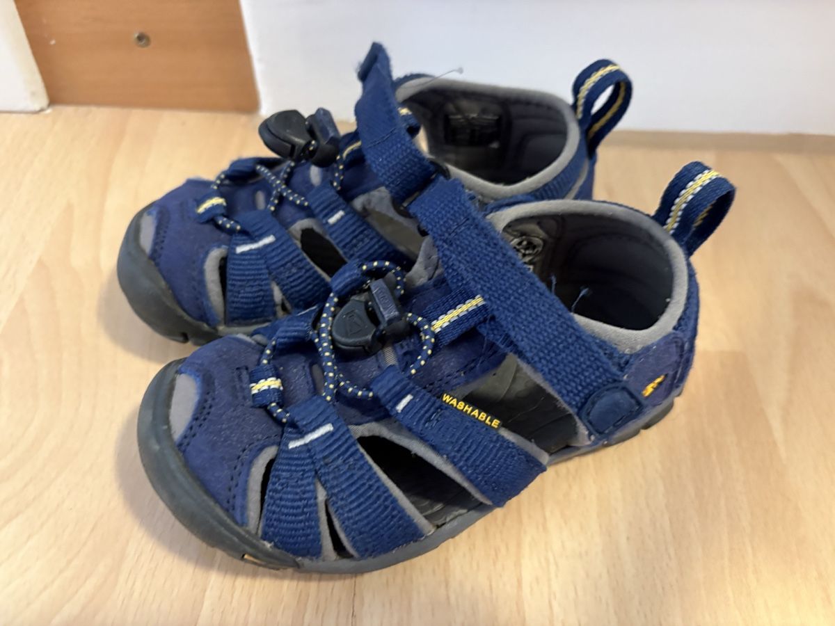 Keen Schuhe für Jungen: Keen Sandalen Grösse 24 – Gebraucht aus St. Gallen von mir_w6bf 1