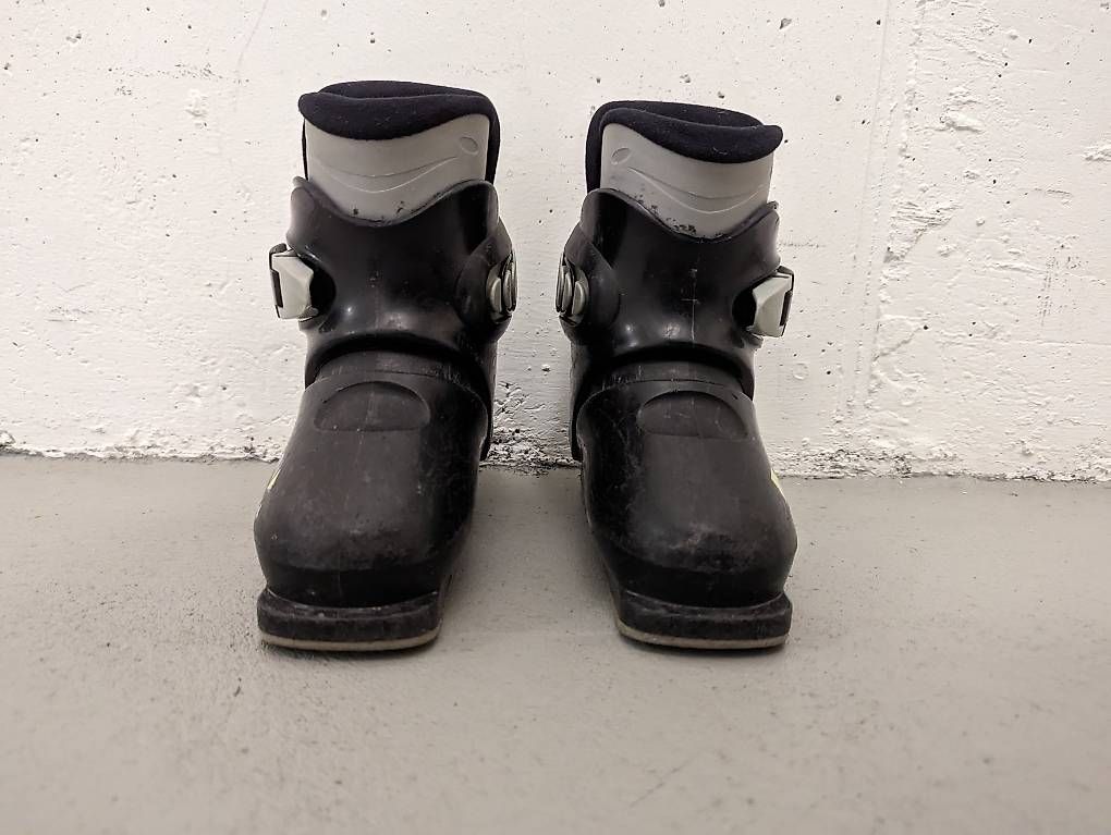 Scarpe per ragazzi: Kinder Skischuhe Grösse 18.5 – Usato da Zürich venduto da Damaa 1