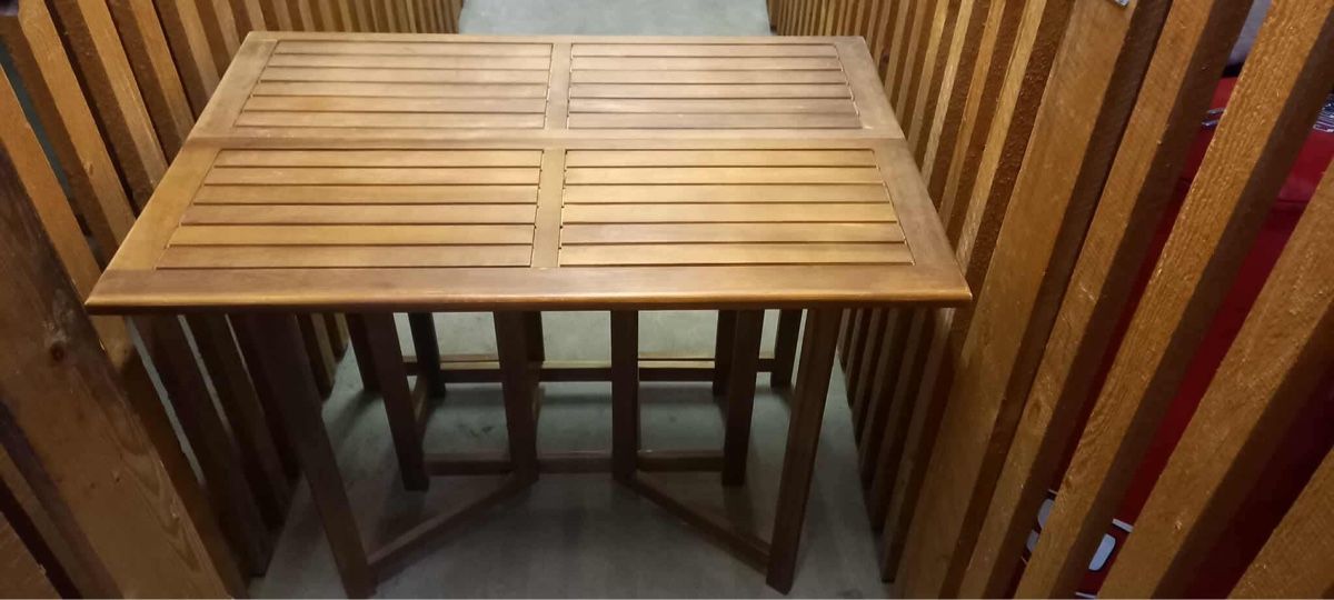 Tischset: WOOD FOLDING GARDEN TABLE AND 4 CHAIRS SET – Gebraucht aus Bern von ell_v8kx 6