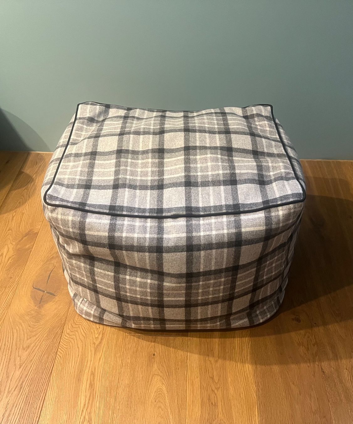 Sgabelli: Gervasoni BEDS Pouf 60 – Usato da Flims Dorf venduto da Specials 2