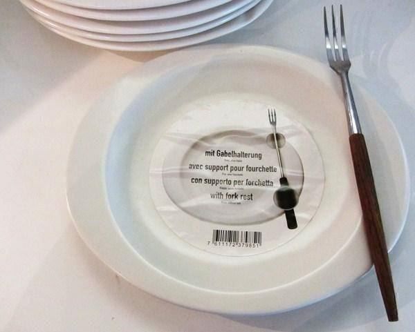 Piatti: 6 Stk. Fondueteller mit Gabelhalterung – Nuovo (secondo la descrizione) da Egliswil venduto da chroetli22