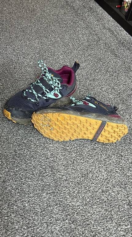 Columbia Scarpe da uomo: Wanderschuhe Columbia Gr.36 – Usato da Niederbipp venduto da Irusvirus 1