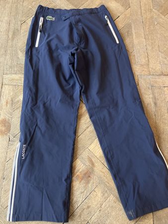 Lacoste Sport Hose, Gr. 42, neuwertig, Top Zustand!
