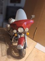 Harley-Davidson FLH Classic Tamiya 1:6 Modell (aufgebaut)