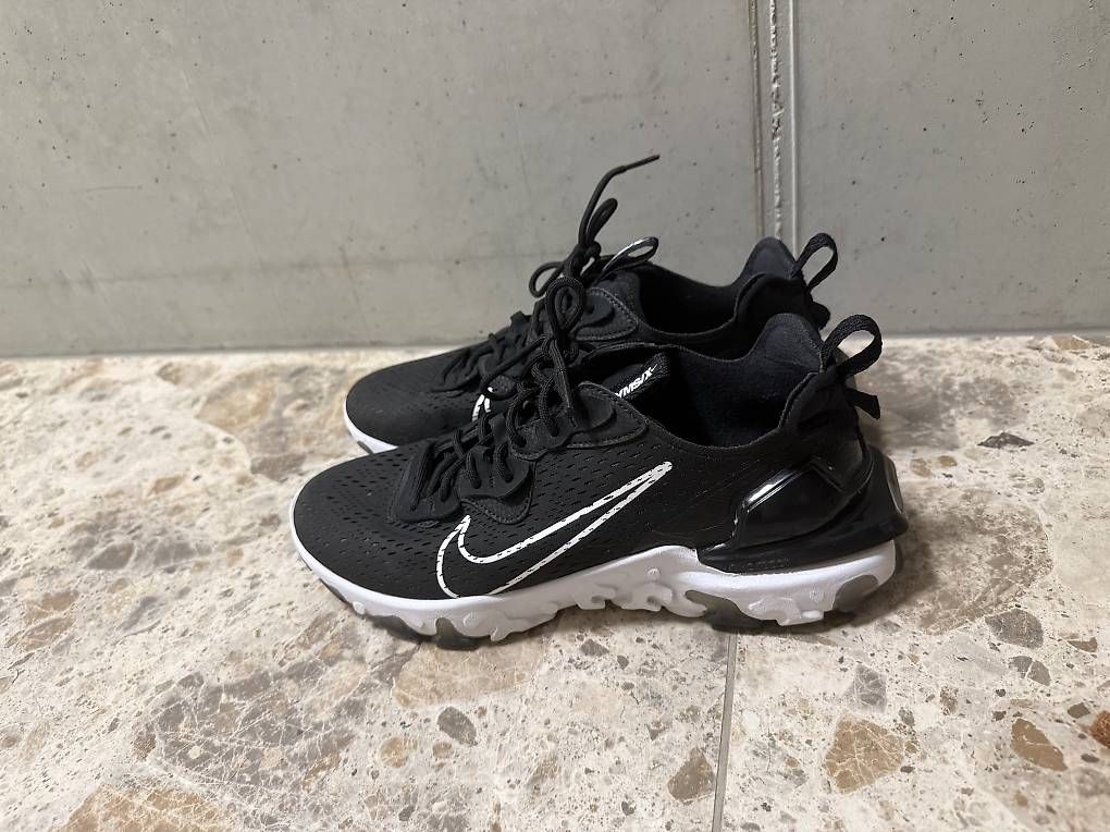 Nike Scarpe da uomo: Baskets Nike noires – Usato da Sion venduto da nao_2cg5 1