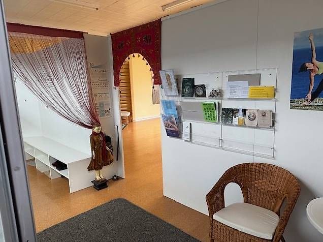 Guardaroba: Garderobe & Wohnwand – Usato da Beinwil am See venduto da mod_876p 1