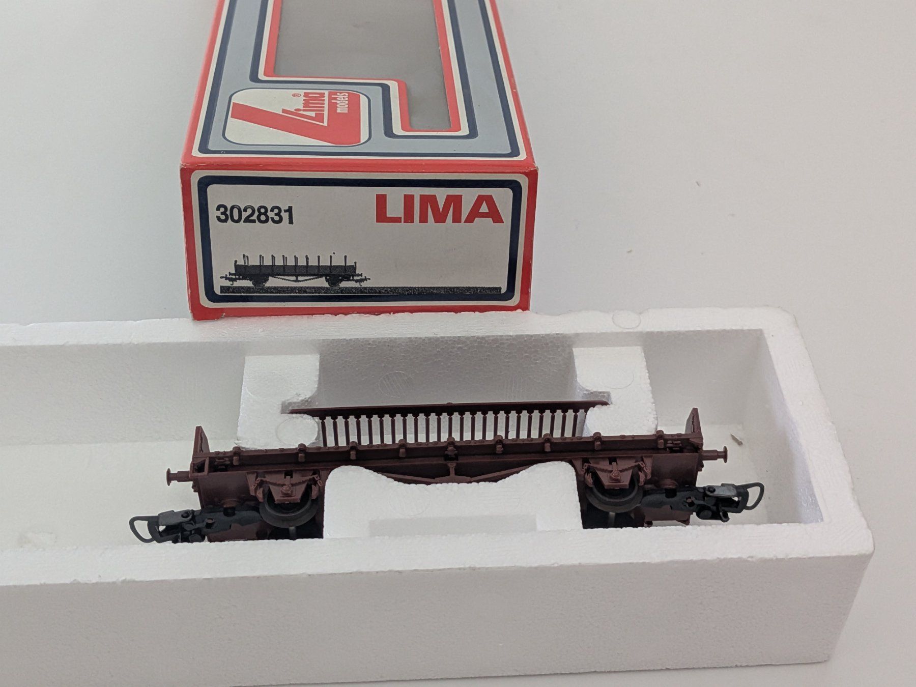Lima Modellini di ferrovie: Lima Güterwagen 302831 – Usato da Künten venduto da Dfog 1