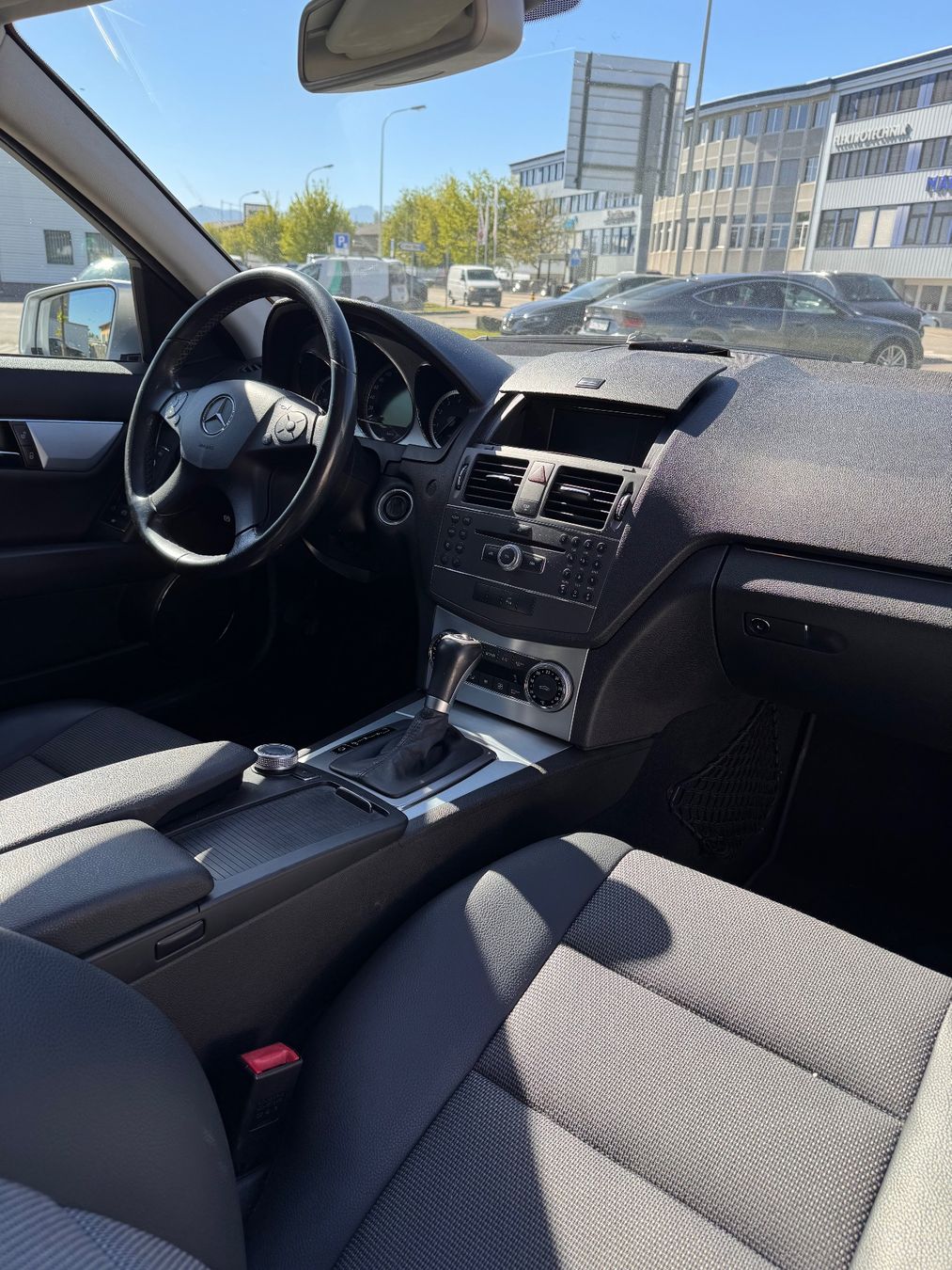 Mercedes-Benz Automobili: Mercedes C180 – Usato da Flawil venduto da BmwLoverM3 7