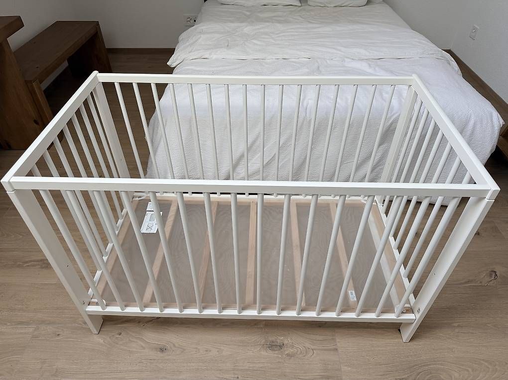 Lits: Lit bébé  – D'occasion à Orpund par ste_8brd 1