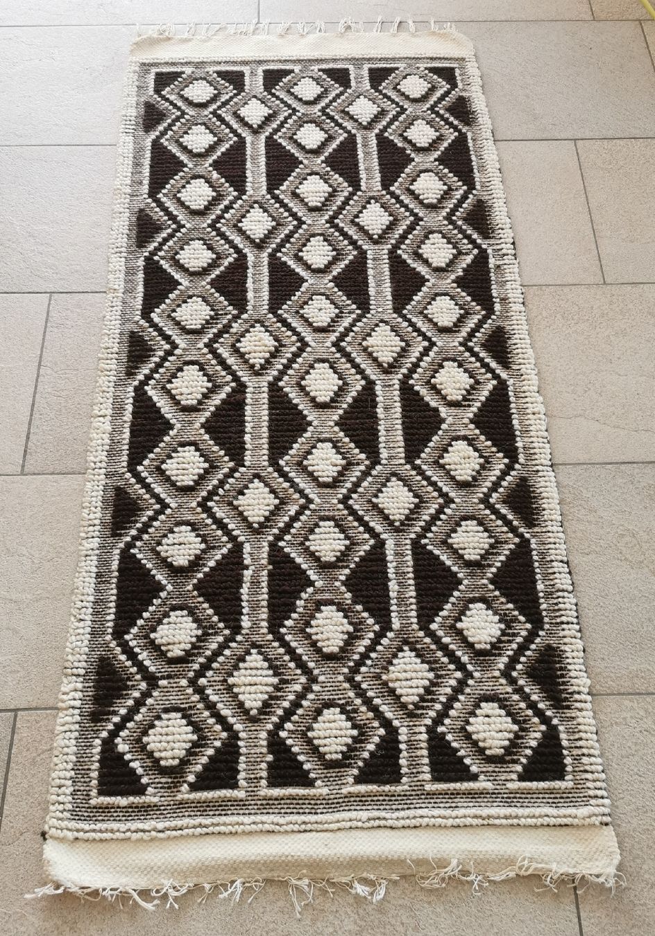 Tappeti: Vintage Teppich, Handarbeit, 69x130 – Usato da Frasnacht venduto da krutsta1 1