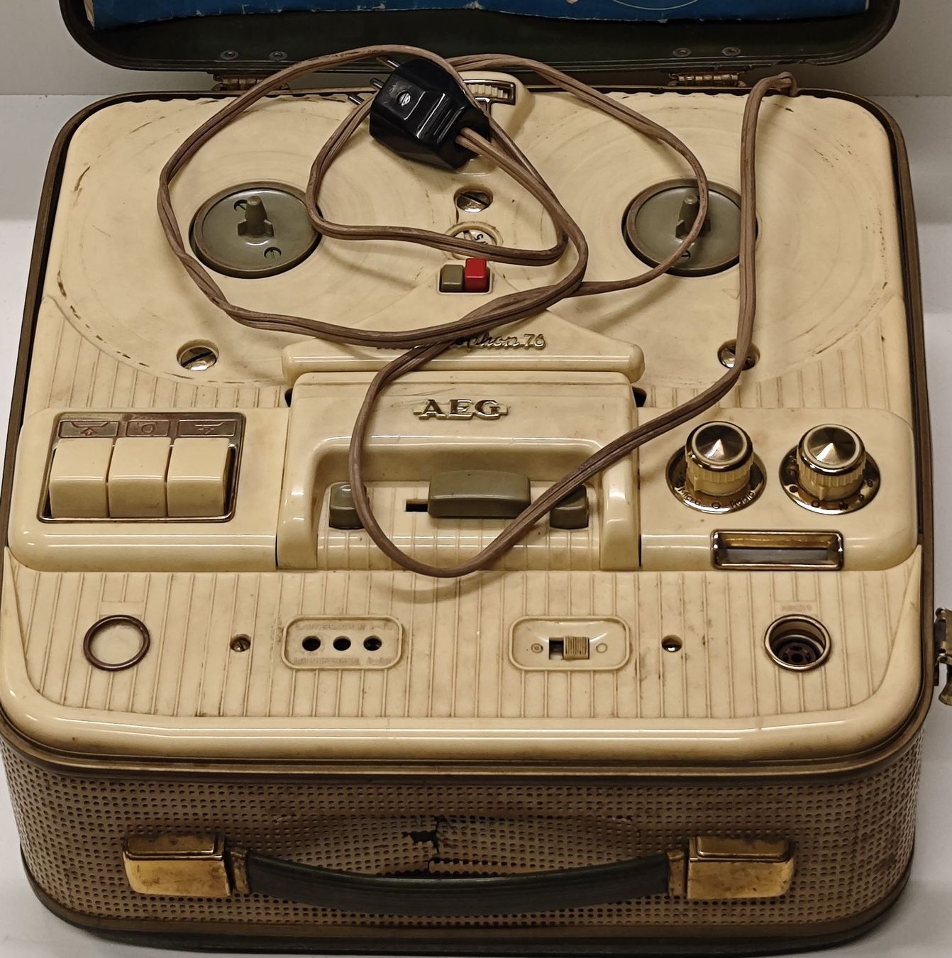Telefunken Registratori: Vintage AEG Magnetophon 76 – Usato da Schönenwerd venduto da Swissmusicbox