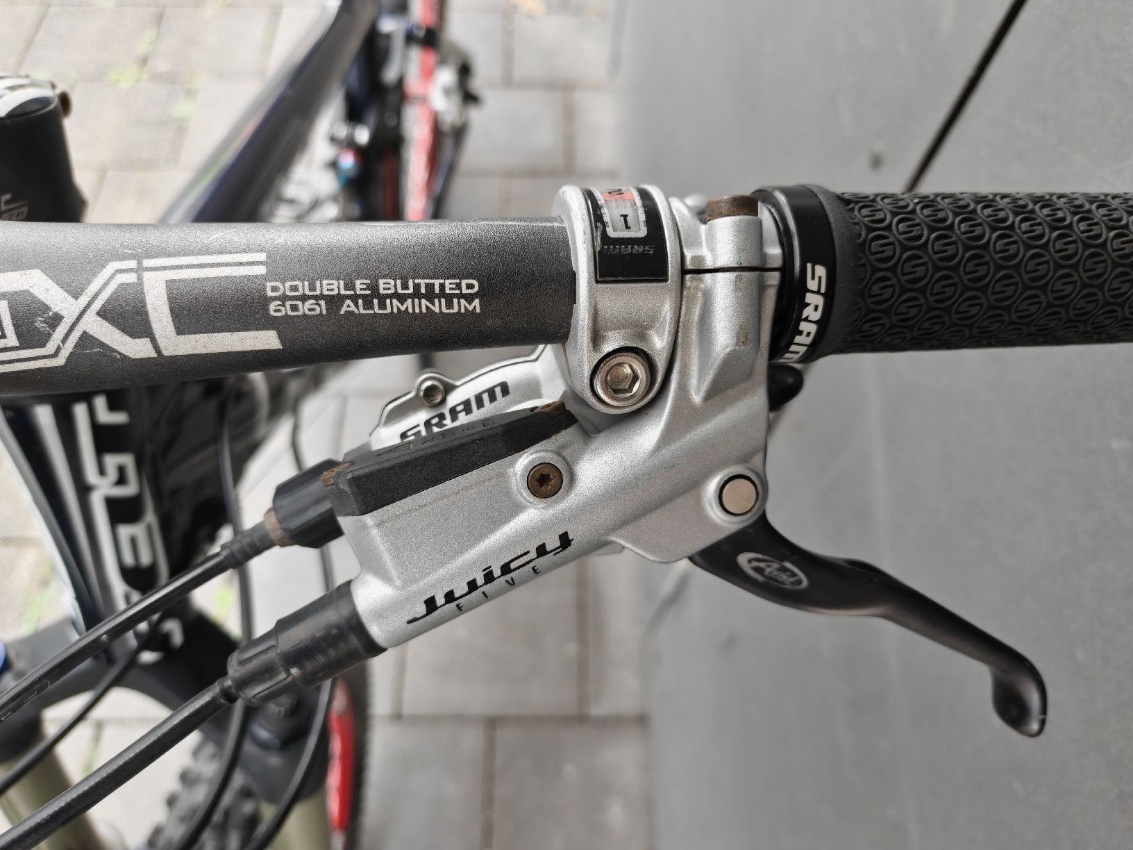 Felt Biciclette: Felt Virtue 2 Fully-Mountainbike – Usato da Luzern venduto da VanDenHoogenband 7