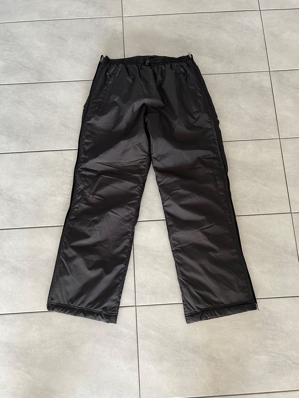 Pantaloni: Warme Winterhose Gr. MS All mit Reissverschlüssen – Usato da Lanzenhäusern venduto da vic63