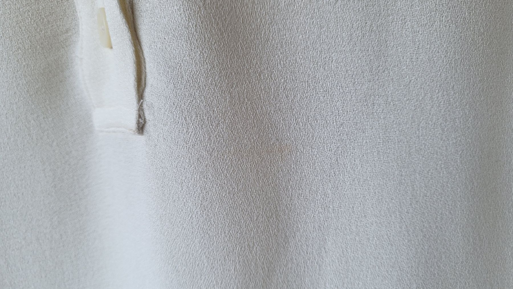 Zara Chemisiers: Zara Bluse Cremeweiss Gr. XS elegant & schick – D'occasion à Gutenswil par Spomi 3