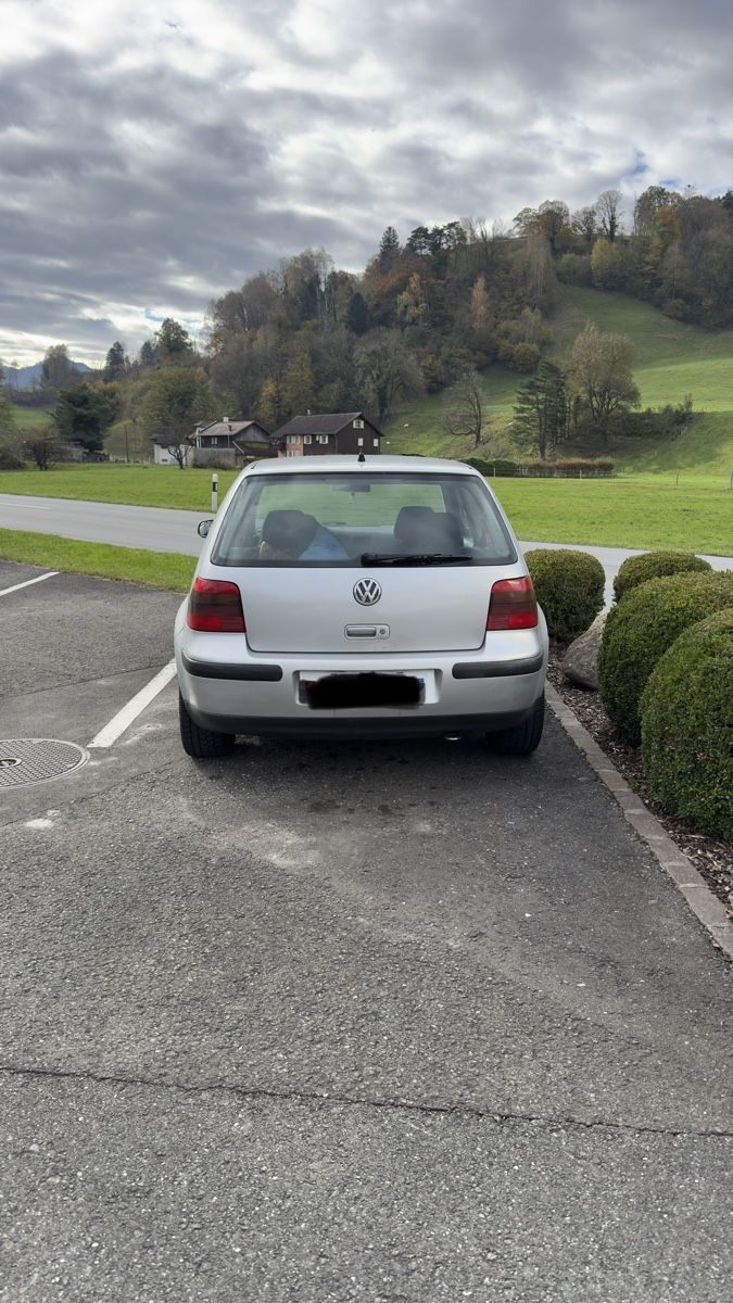 VW Autos: Golf 4 EXPORT! – D'occasion à Huttwil par flo_8t7z 3