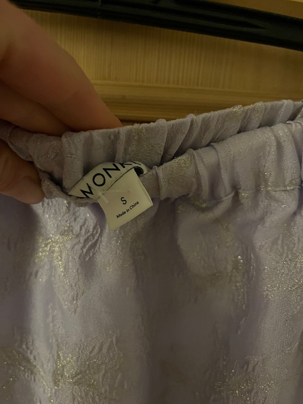 Monki Gonne: MONKI lila Midirock Midijupe Gr. S – Usato da Zürich venduto da MrsWollishofen 2