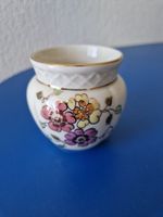 vintage Porzellanvase mit Blumen, Zsolnay Hungary