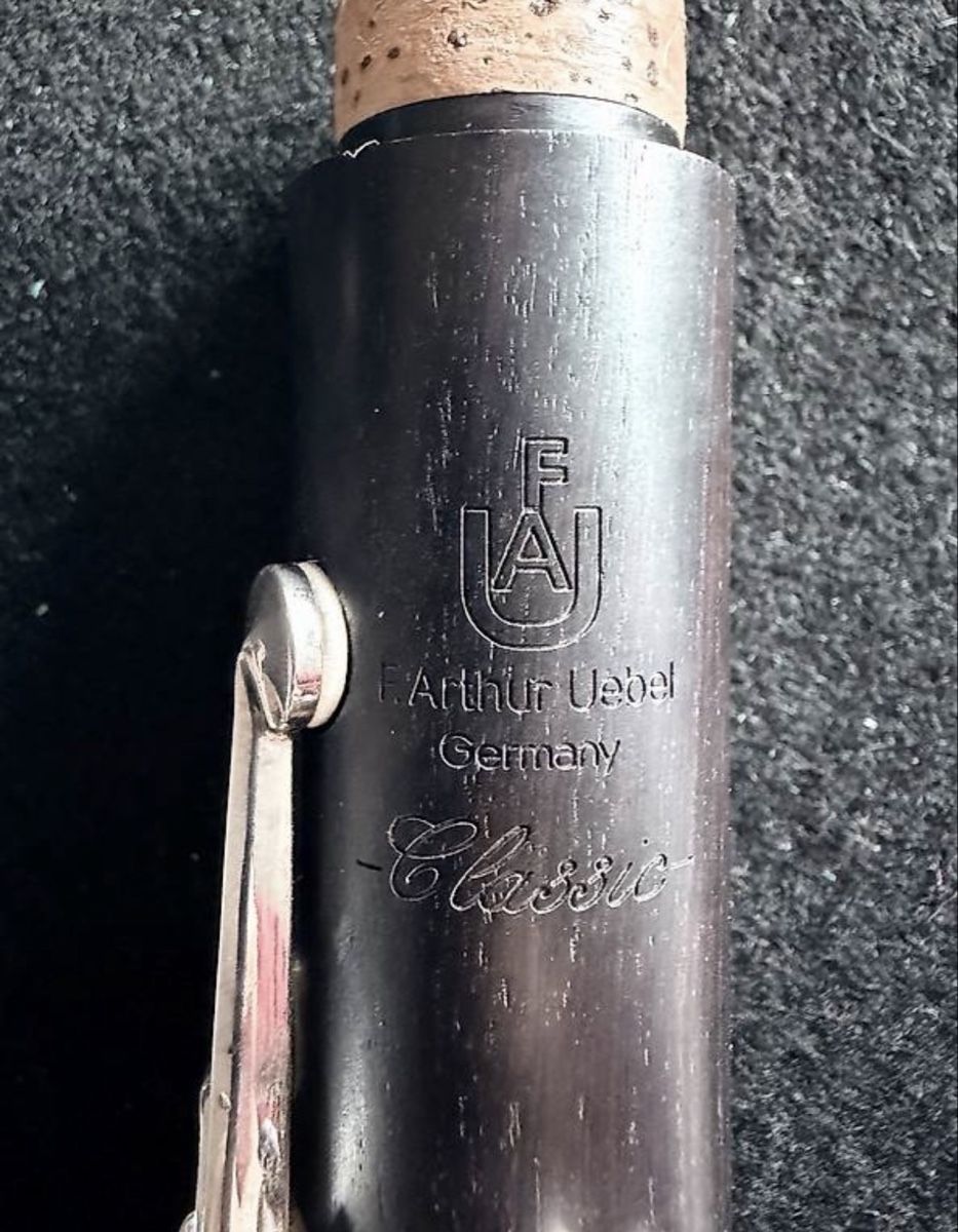 Strumenti musicali: B- Klarinette F.A. Uebel Classic L versilbert mit Eb Klappe – Usato da Grafstal venduto da NadineFrei 3