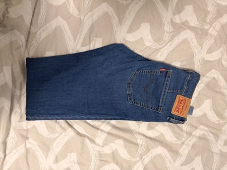 Levi’s Slim Fit Jeans 