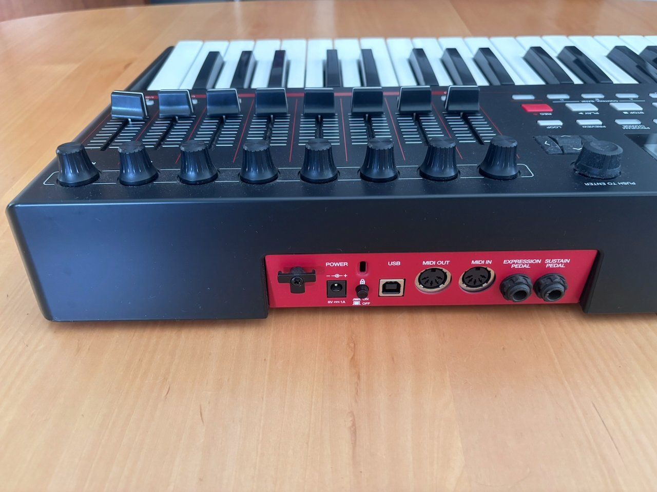 Akai Instruments de musique: AKAI MPK249 Performance Keyboard Controller – D'occasion à Roveredo GR par subAlpino 2