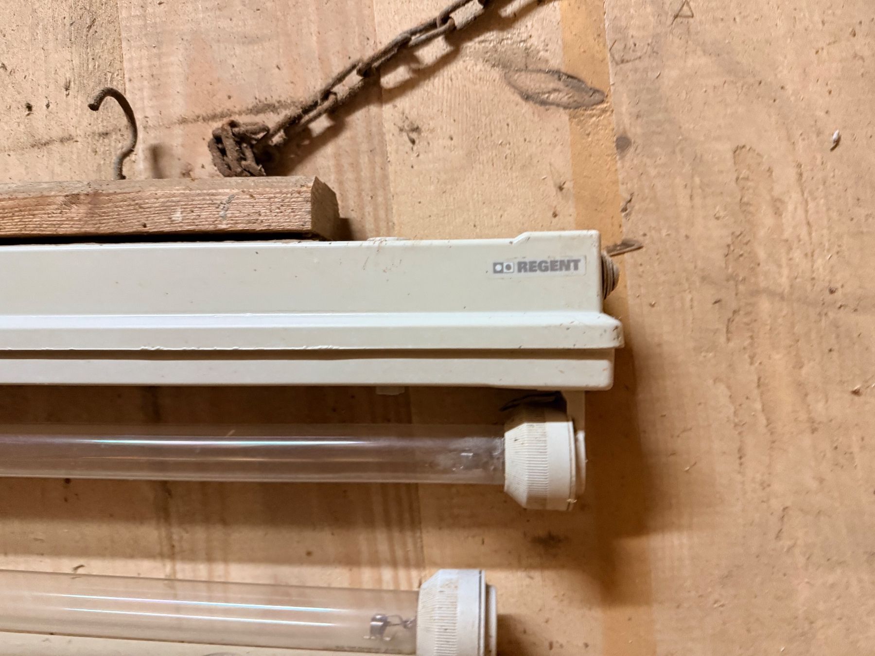 Philips Lampen: UV-Leuchte 36 W - Bekämpfung von Flechten – Gebraucht aus Rüegsbach von lemick 1