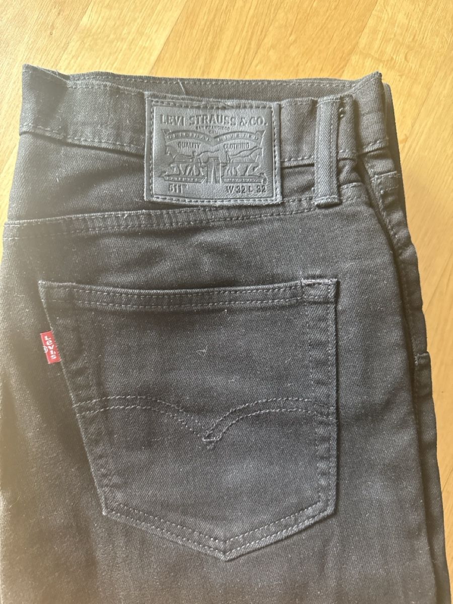Levi's Jeans: 3x Levi's 511 Jeans W32 L32 – Nuovo (secondo la descrizione) da Baden venduto da ..Nina.. 2