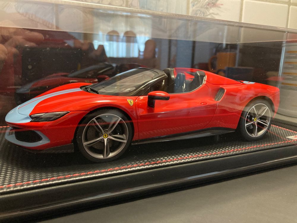MR Collection Ferrari 296 GTS Blu Corsa 1/18. FE037A