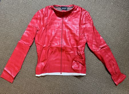 Sehr gut erhaltene rote Lederjacke von Ida Gut, Grösse M