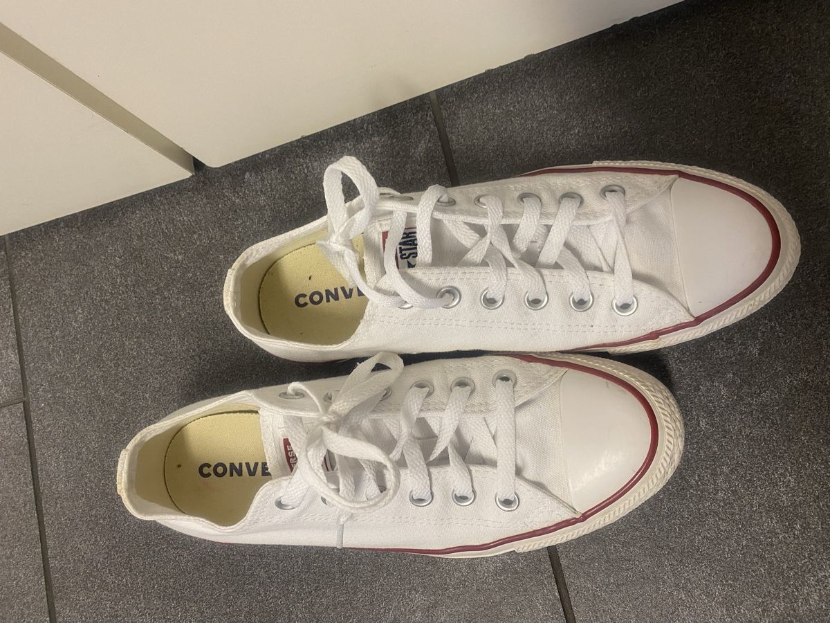 Converse Herrenschuhe: Converse weiss Gr.41 – Gebraucht aus Baar von kamasija 1