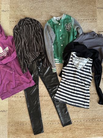 Kleiderpaket Damen Grösse S, div. Marken guter Zustand