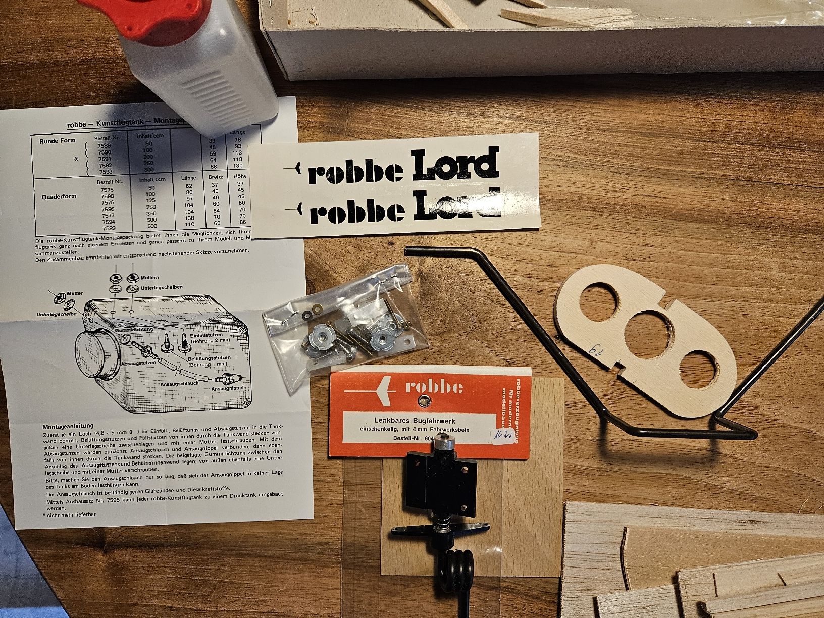 Robbe RC Kits de montage: Baukasten Robbe Lord – Neuf (Voir description) à Winterthur par Dsc3 6