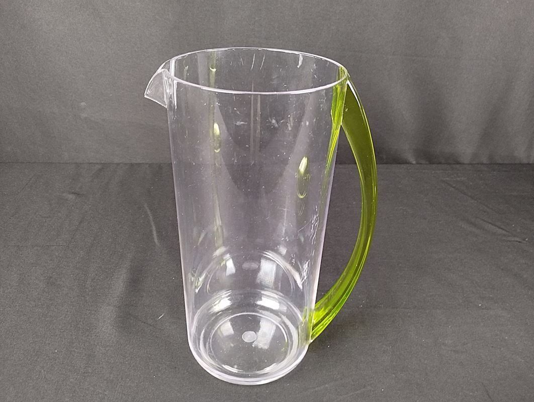 Contenitori & Simili: Plastikkrug 2L – Usato da Schübelbach venduto da Restwert_Schubelbach 2