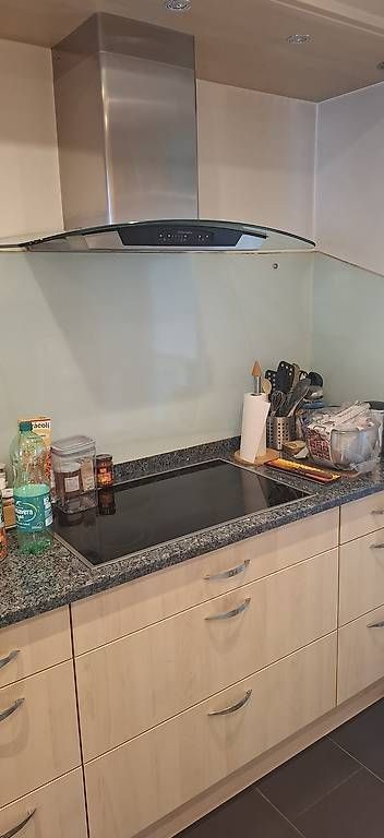 Cucine complete: Einbauküche Küche mit Stein – Usato da Basel venduto da Megge87 4